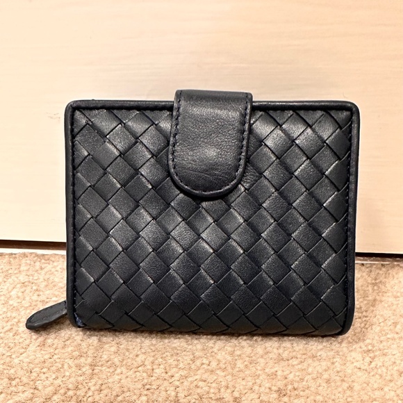 Genuine leather wallet - Picture 1 of 5